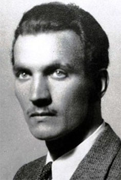 Игорь Карев